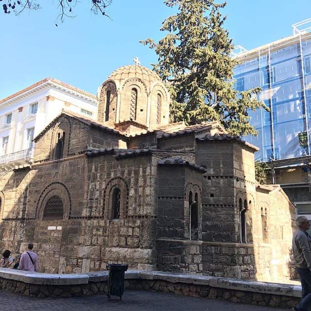 More Athens photo research journal: Church of Panagia Kapnikarea, one of the oldest churches in the city.  It’s in middle of Ermou street, a busy pedestrian shopping boulevard.